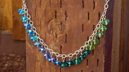 Make Your Own Jewelry: How To Make A Dangling Bead Necklace (Skillshare)