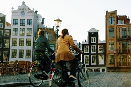 Placemaking and Public Space Design: Unlocking Tourist Destinations (FutureLearn)