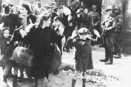 Photographing the Holocaust (FutureLearn)