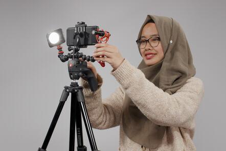 How to Create Video for Online Courses (FutureLearn)