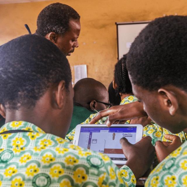 Implementation of PhET Activities for STEM Education (Coursera)
