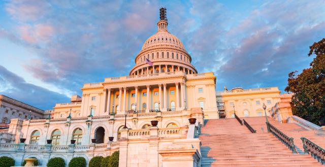 Governance and Policy Advice: How political decisions come to life (iversity)
