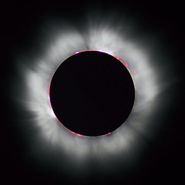 The Sun and the Total Eclipse of August 2017 (Coursera)