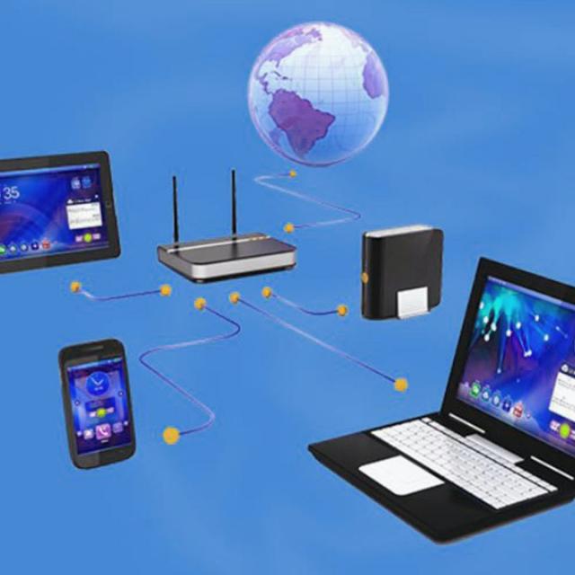 Fundamentals of Network Communication (Coursera)