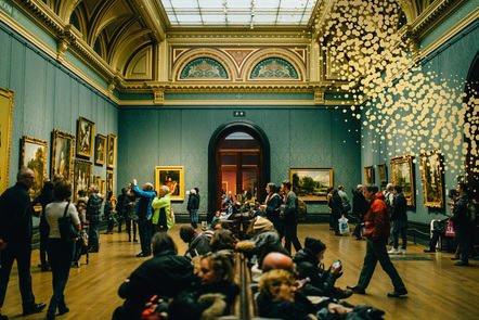 What Does It Mean to Be Human? An Introduction to the Humanities (FutureLearn)