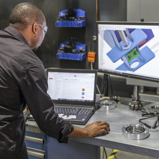 CAM and Design Manufacturing for Mechanical Engineers with Autodesk Fusion 360 (Coursera)